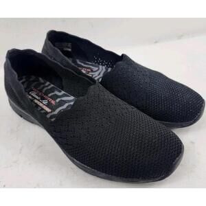 Skechers Womens 10 M Black Classic Fit Air Cooled Memory Foam Loafers Slip On